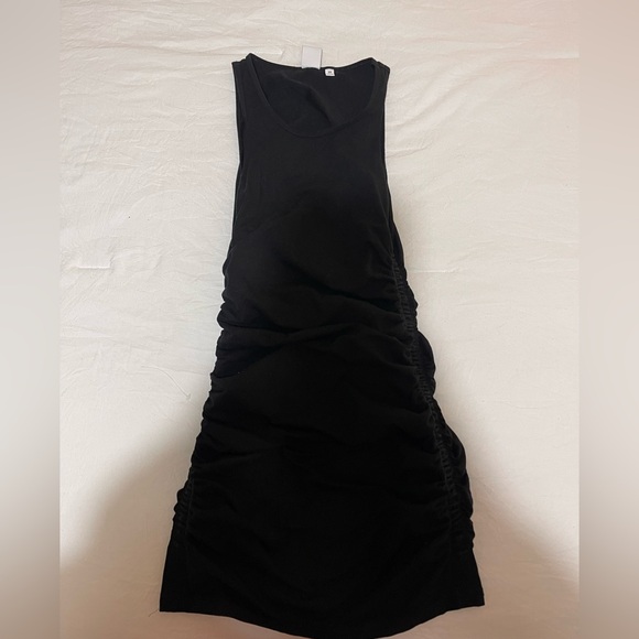 Aritzia TNA dress - Picture 1 of 3